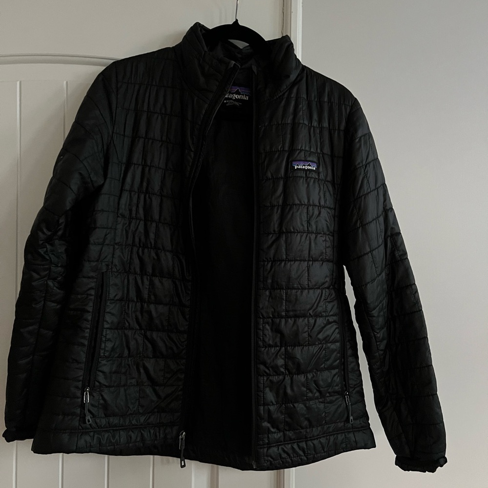 Patagonia Women’s Nano Puff in Black
